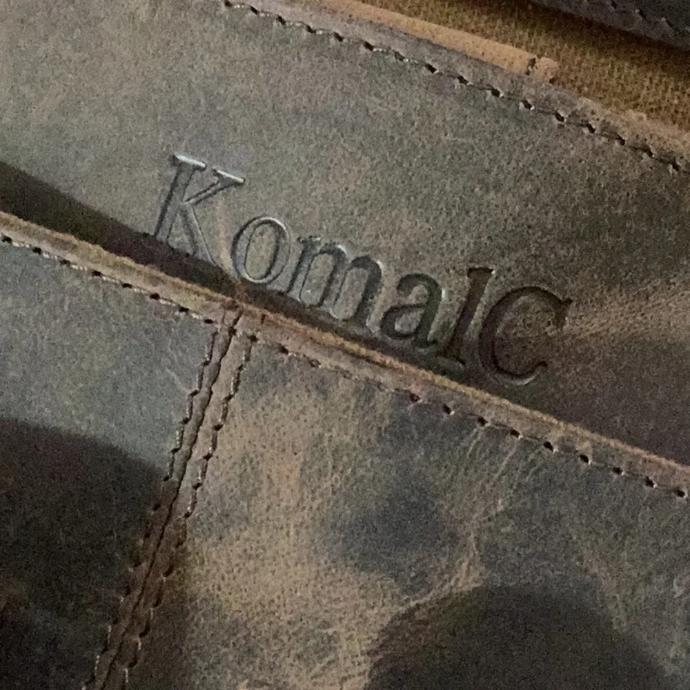 KomalC Brown Leather Messenger/Briefcase Laptop Bag w/ Shoulder Strap Unisex